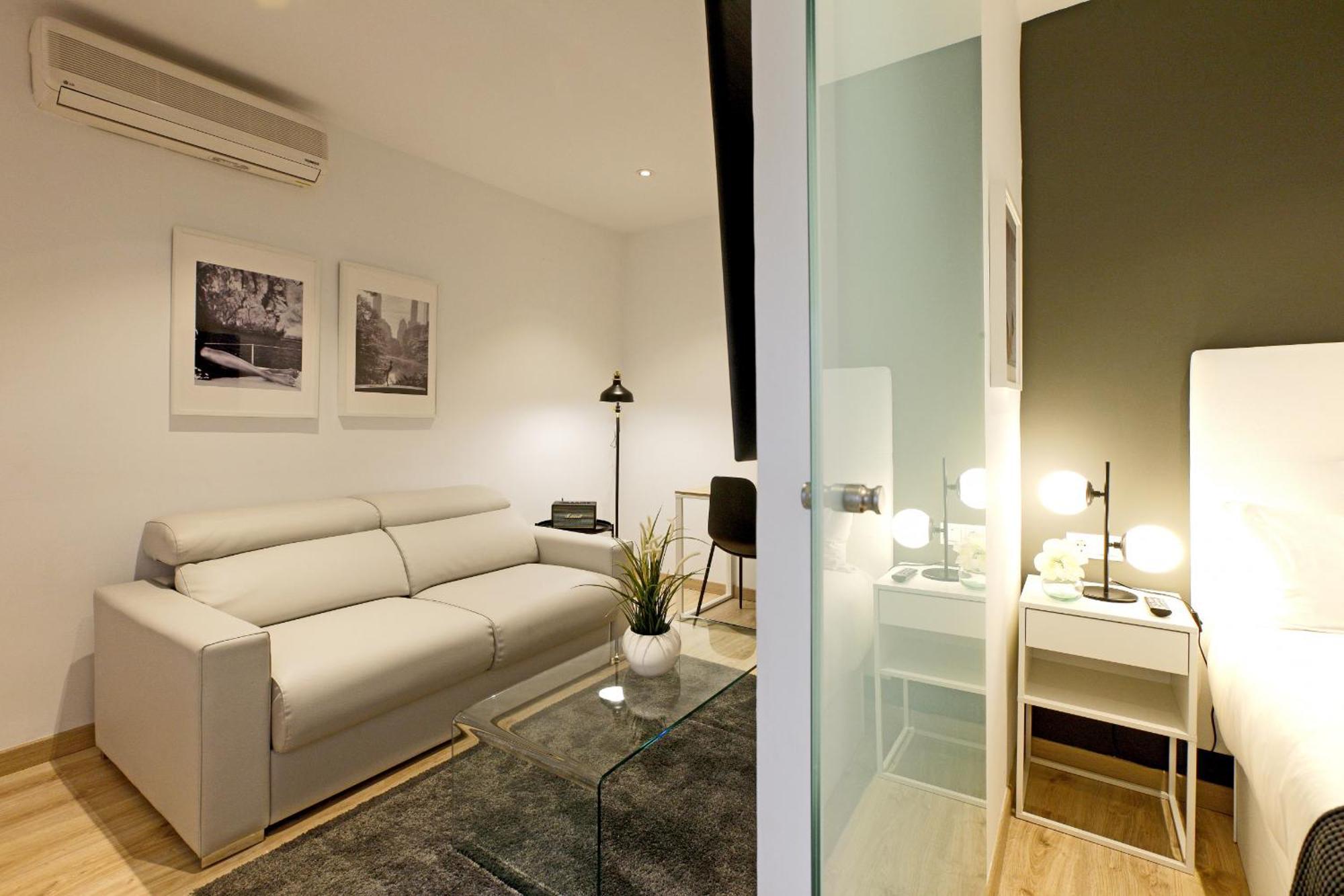 Atocha Suite - Barrio De Las Letras Madrid Buitenkant foto
